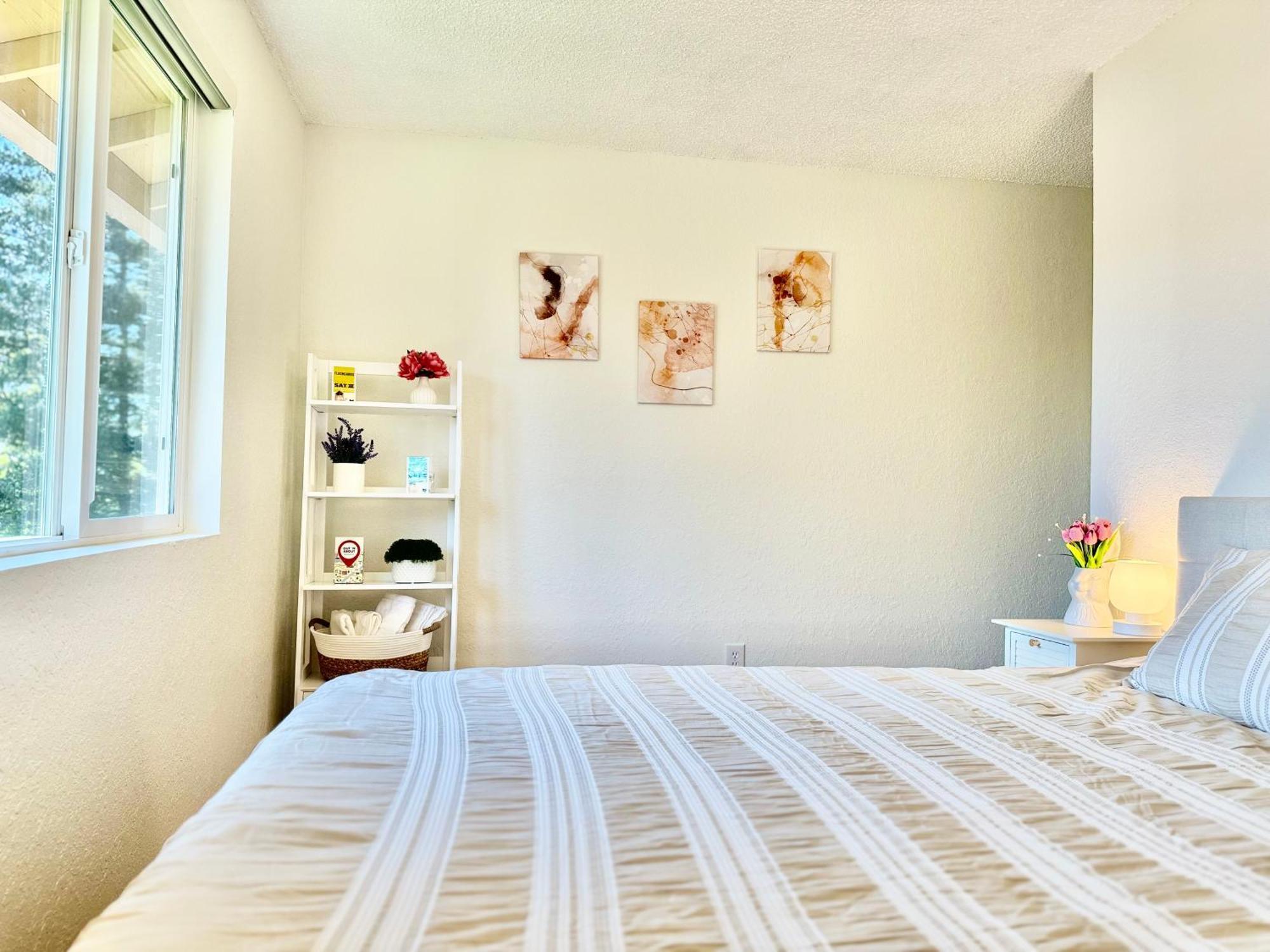 Besa Homestay Near Beach And Seatac Airport - Shared Bathroom With Max 2 Guests Де Мойн Екстериор снимка
